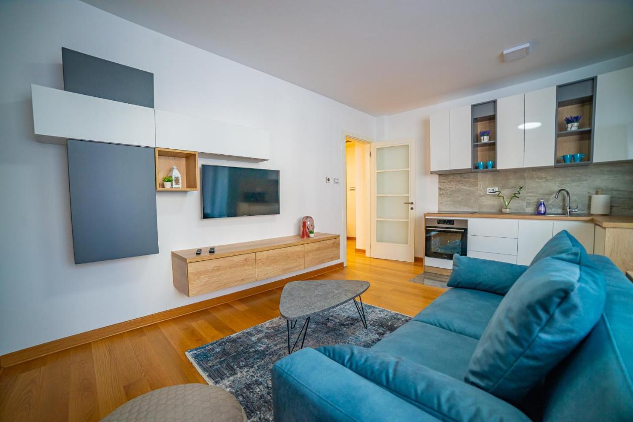 Kedar Apartment Novi Sad Buitenkant foto
