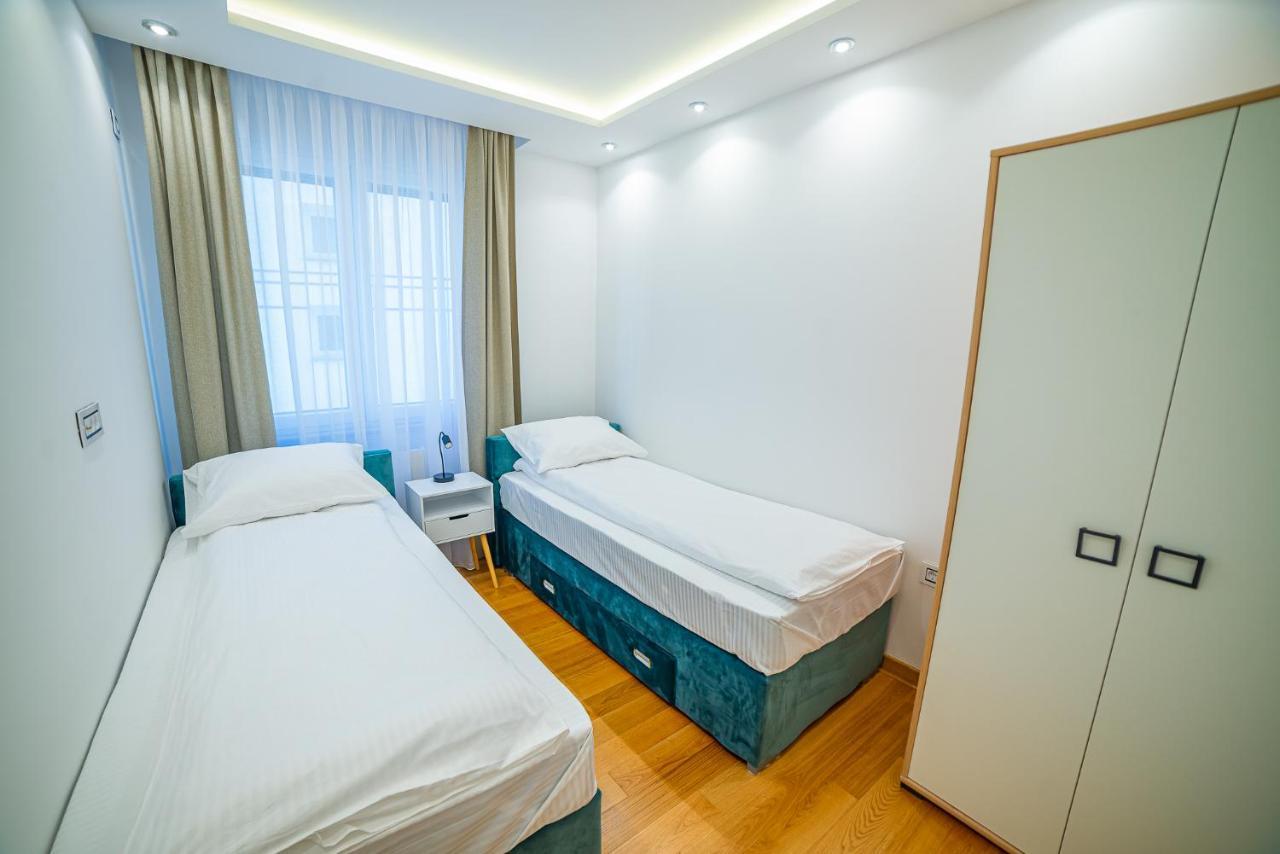Kedar Apartment Novi Sad Buitenkant foto